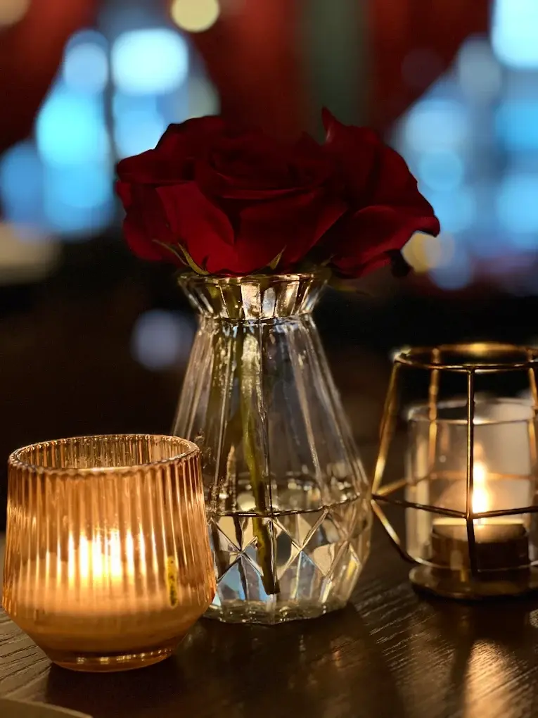 Premium Punjabi restaurant in downtown Edmonton - The Virsa Mahal